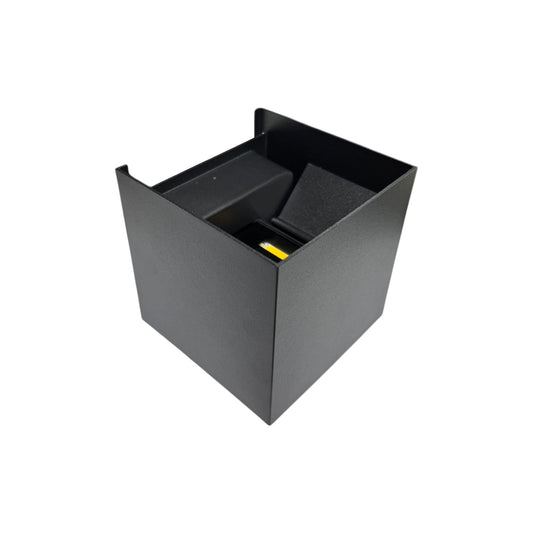 Aplique LED Box Negro 6W 10x10 Luz Cálida