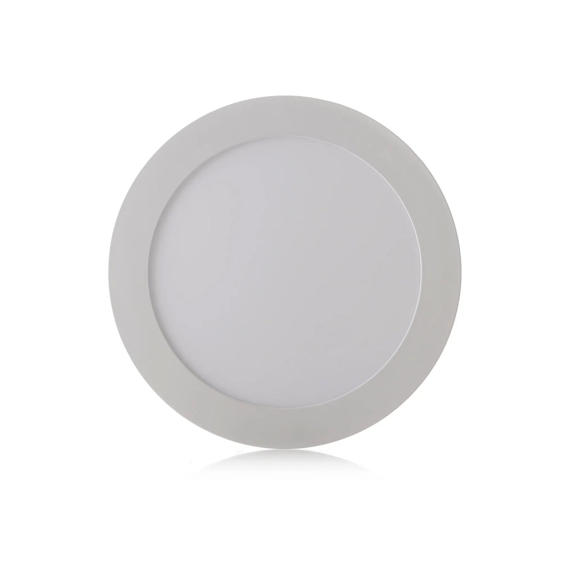 Panel LED redondo de incrustar de 12W y 6 pulgadas de luz blanca, el formato con el que se resuelven pasillos, salas de espera y consultorios con techo en drywall en una sede de salud