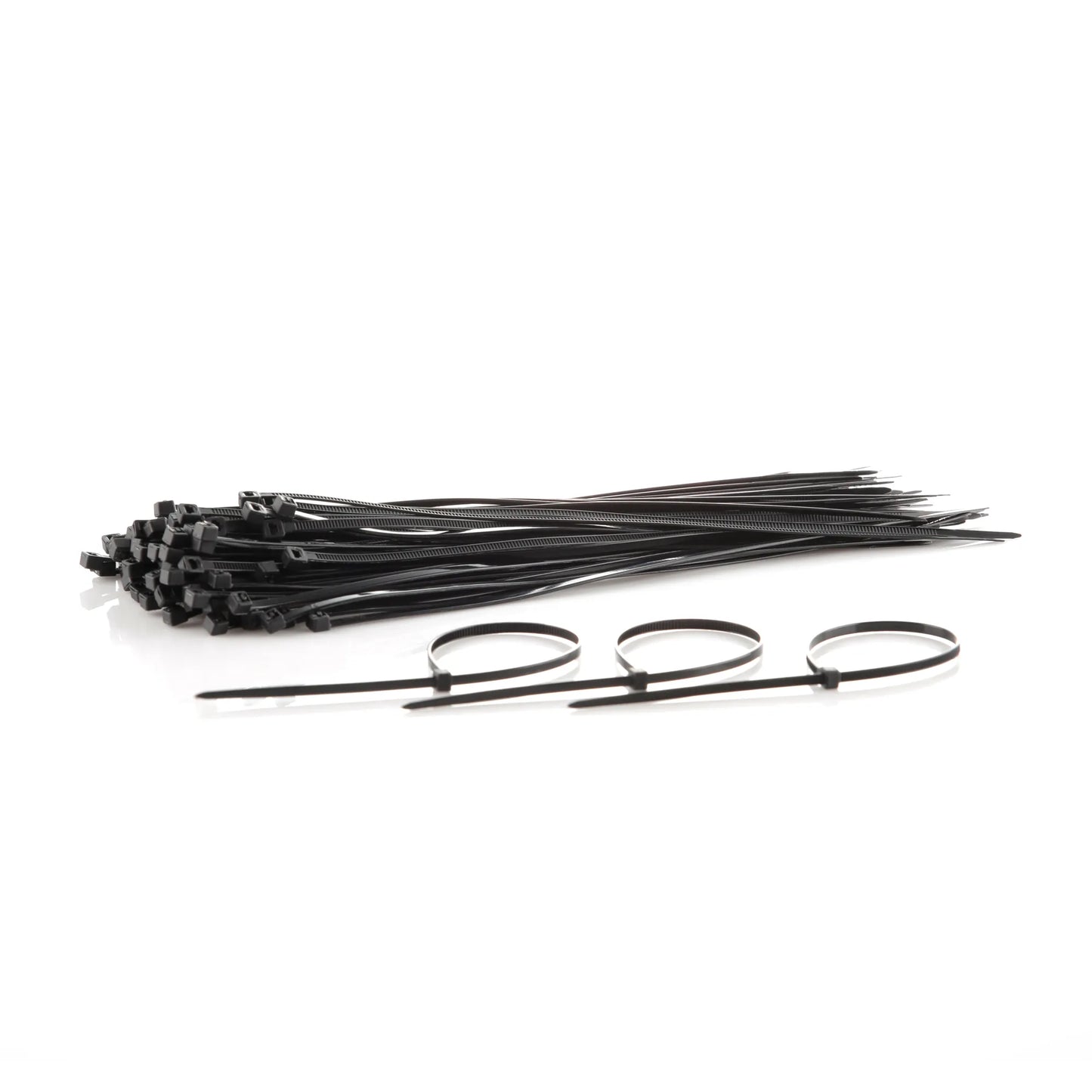 Amarre Plástico en Nylon 20cm x 2.5mm Negro Bolsa 100 UND