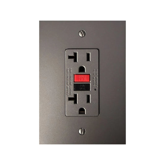 Tomacorriente de seguridad GFCI 20 amperios color plata silver con botones test reset para baños y cocinas SIRIUS.