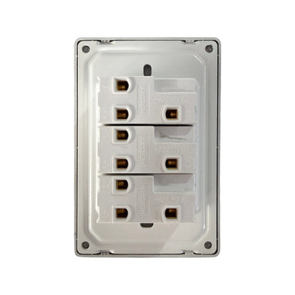Interruptor Triple Línea Infinity Silver